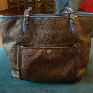 Micheal Kors shoulder bag